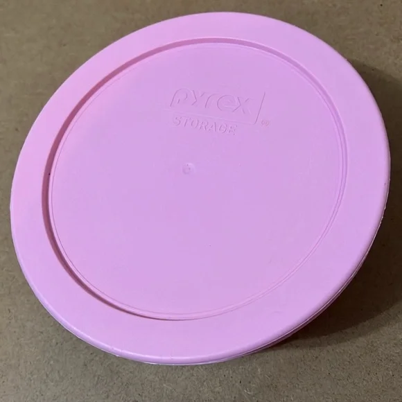 Hello Kitty Container - Picture 3 of 9